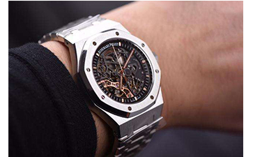 怎樣辨別愛彼手表的真假？